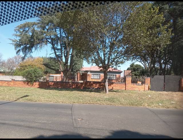 45,000M² VACANT LAND FOR SALE IN RAND COLLIERIES